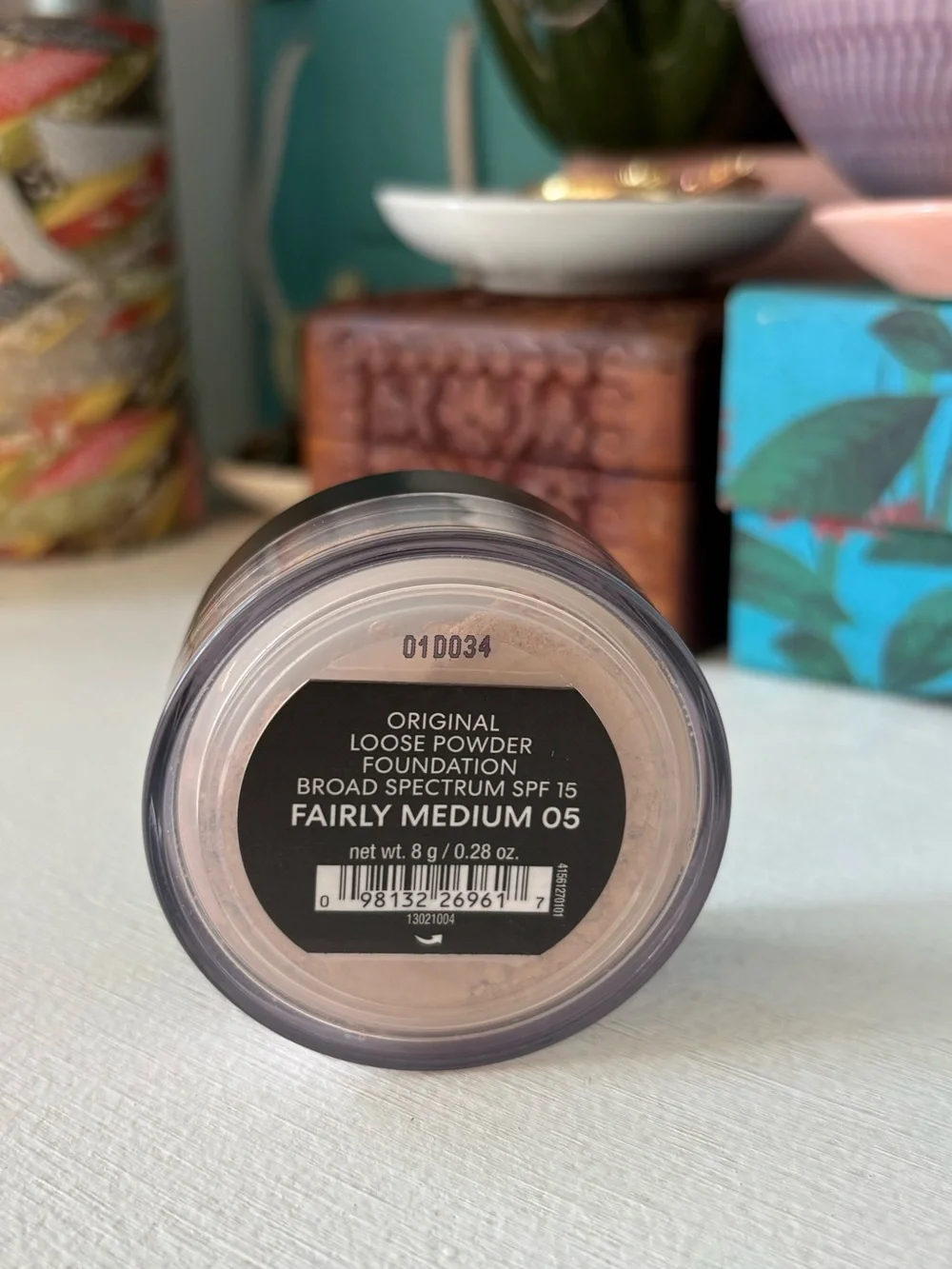 bareMinerals Original Loose Powder Foundation in Fairly Medium 05 - SPF 15